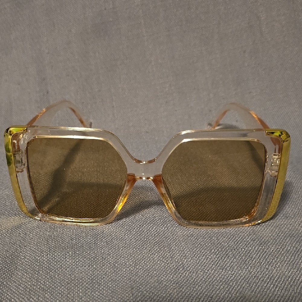 Stylish Gold and Tan Sunglasses